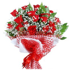 11 kırmızı gülden buket  Çanakkale İnternetten çiçek siparişi 