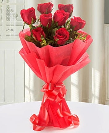 9 adet kırmızı gülden modern buket  Çanakkale internetten çiçek satışı 